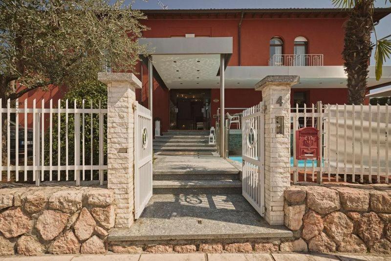 Hotel Le Mura Lazise Exterior photo
