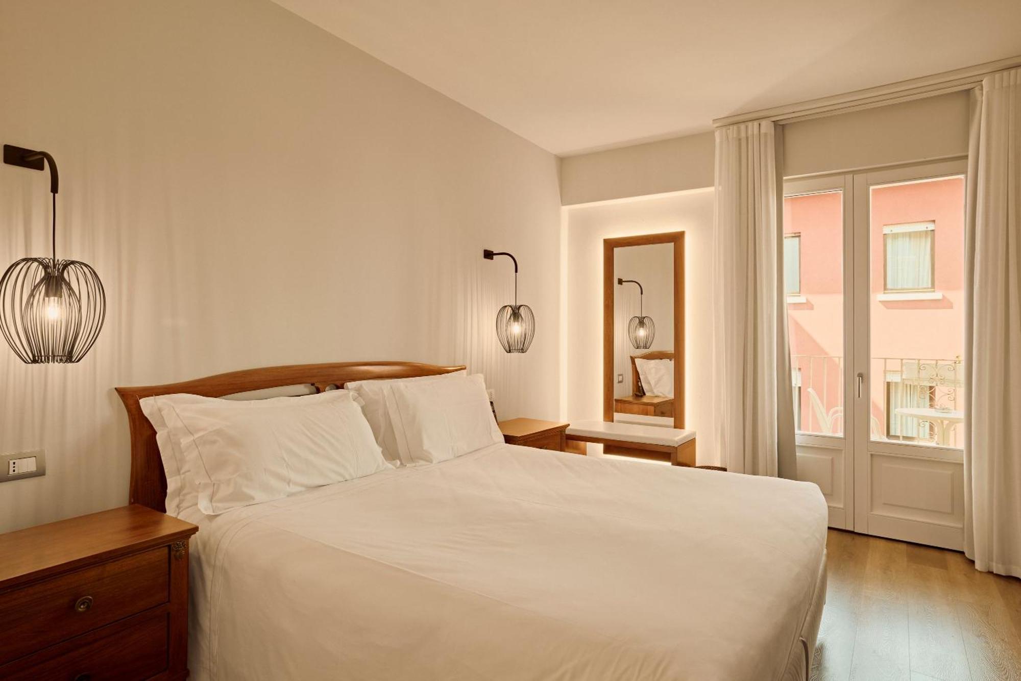 Hotel Le Mura Lazise Exterior photo