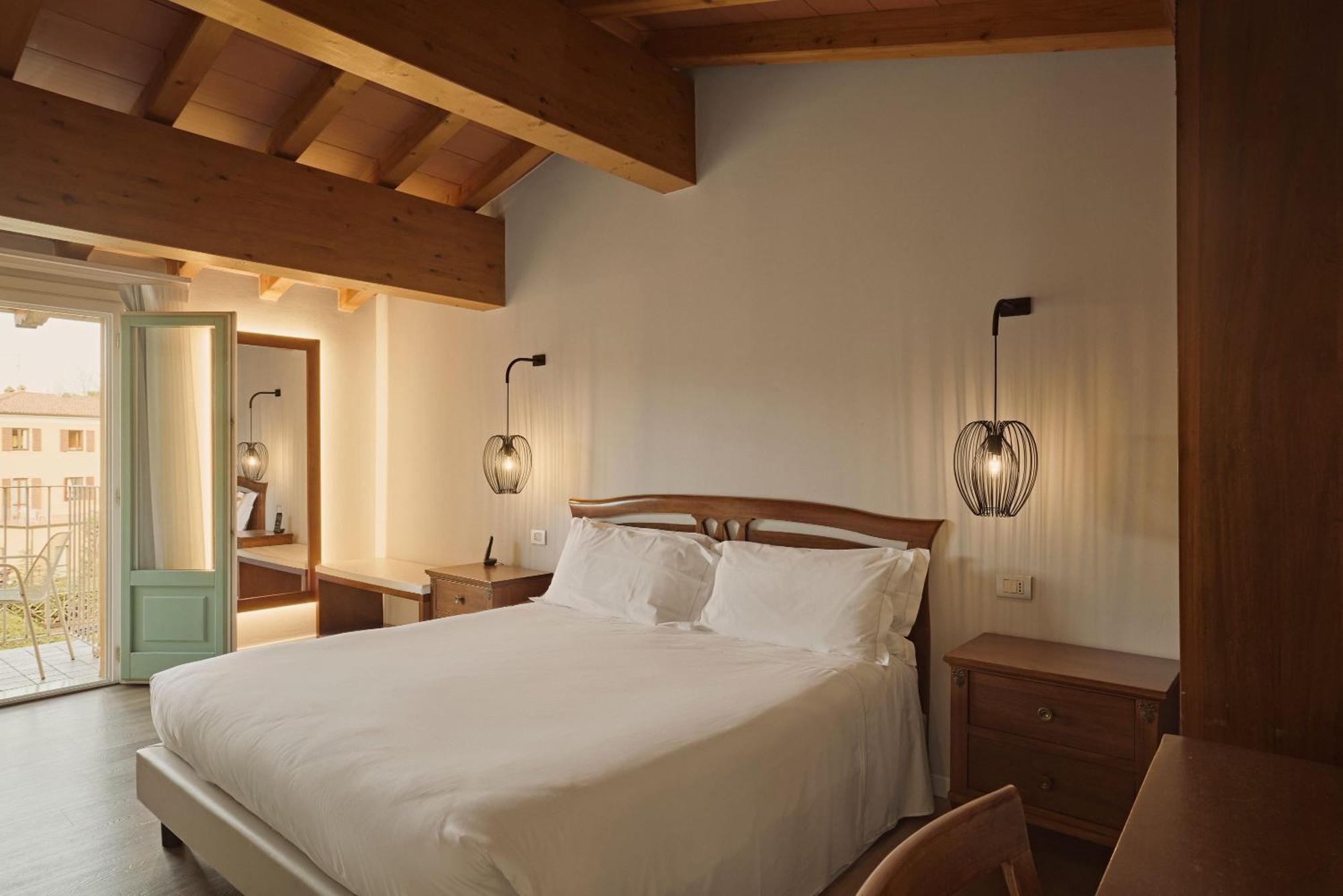 Hotel Le Mura Lazise Exterior photo